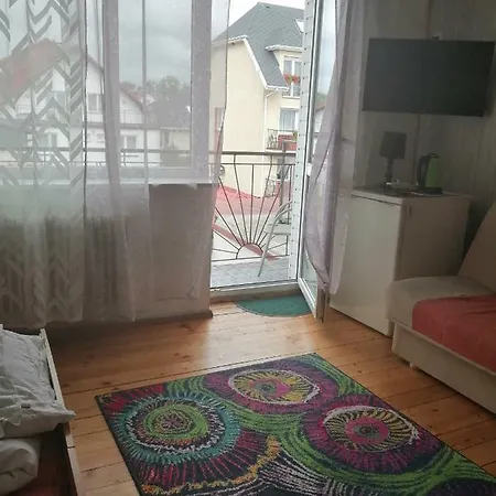 Quarto em Acomodações Particulares Goscinne *