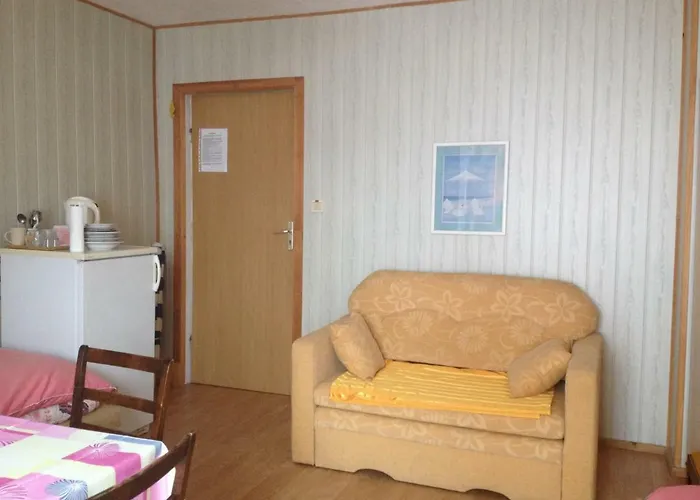 Habitación en casa particular Goscinne *